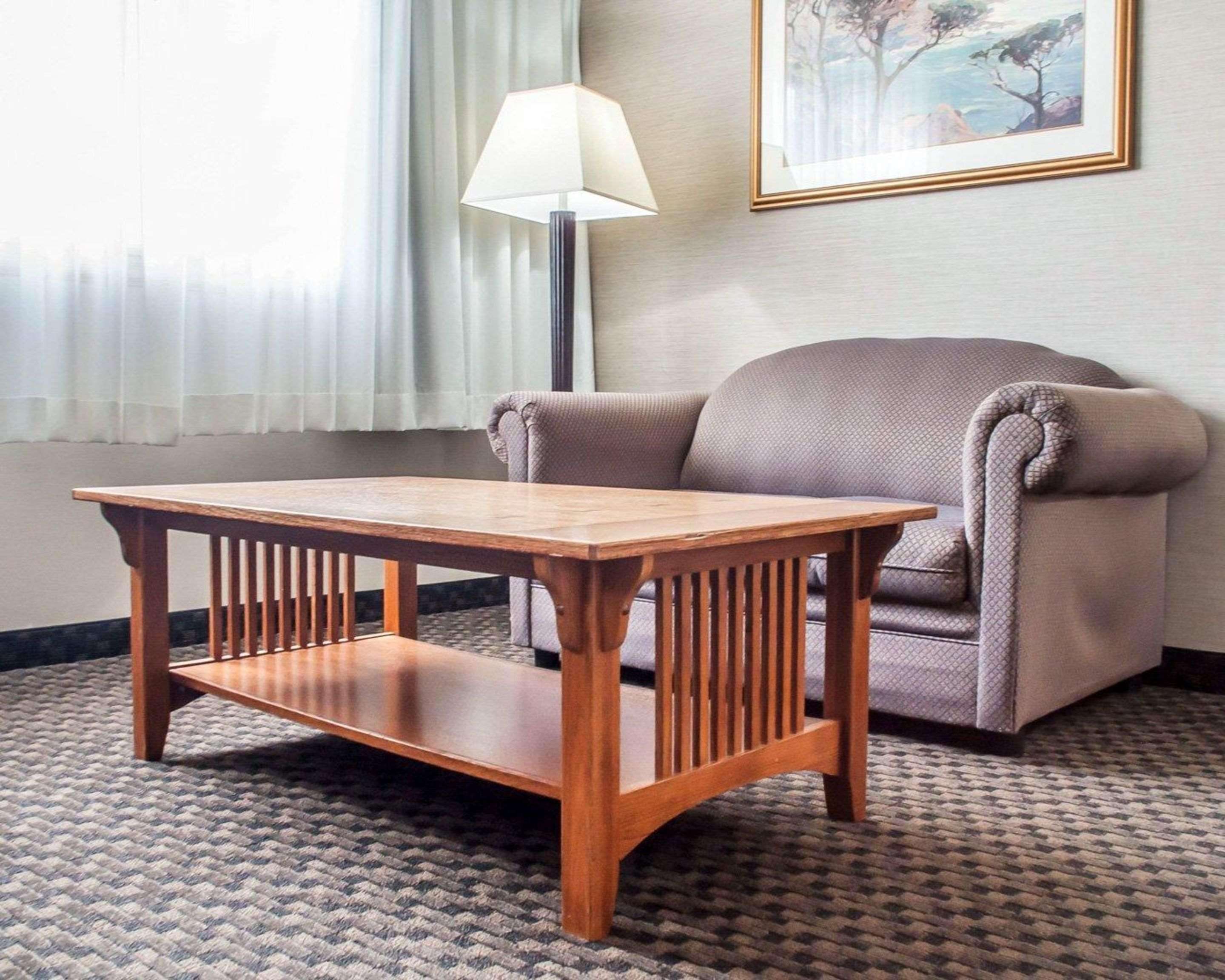 Quality Inn & Suites Vestal Binghamton Near University Buitenkant foto